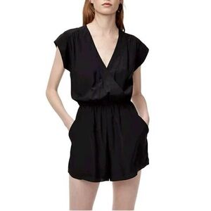 Women’s aritzia babaton corbett 100% silk romper black sz XS